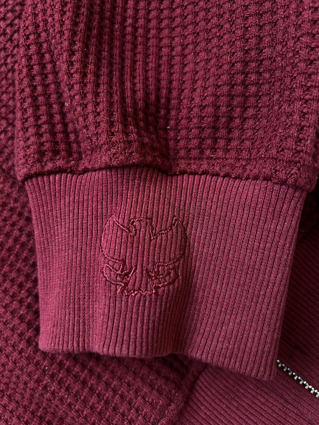 WAFFLE KNIT ZIP UP (BORDEAUX)